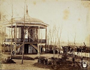 Köşk, Acemler