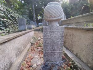 Nakkaş Osman Ağa'nın kabri.