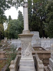 Bedia Hanım'ın kabri.