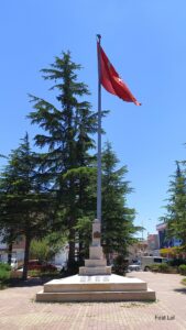 Kadınhanı Cumhuriyet Anıtı