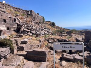 Assos Güney Stoa