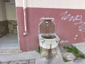 Çeşme, Mithat Vardar Cad, Beyçam Apt