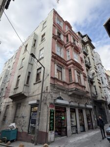 Mesudiye Apartmanı 6 Mesudiye Apartmanı